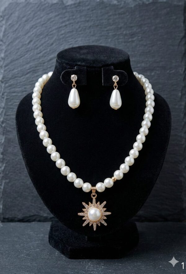 Elegant Pearl Sunburst Pendant Necklace Set