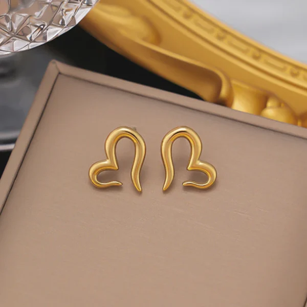 Gold Plated Stainless Steel Anti Tarnish Heart Stud Earrings for Women