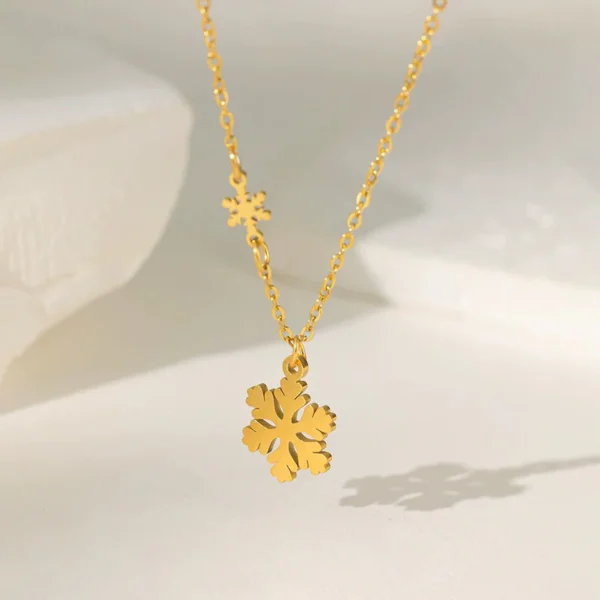 Gold Plated Anti Tarnish Stainless Steel Snow Flake Pendant for Women